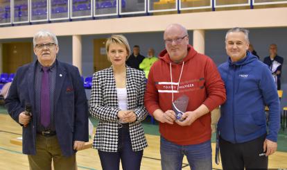  IX REGIONALNY HALOWY TURNIEJ PIŁKI NOŻNEJ OLDBOJÓW