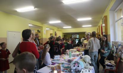 32. Finał Wielkiej Orkiestry Świątecznej Pomocy w Szkole Podstawowej im. Jana Pawła II w Redle