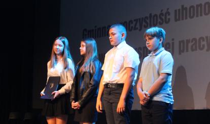 Gminna uroczystość uhonorowania uczniów i nauczycieli za wyniki wspólnej pracy w roku szkolnym 2023/2024