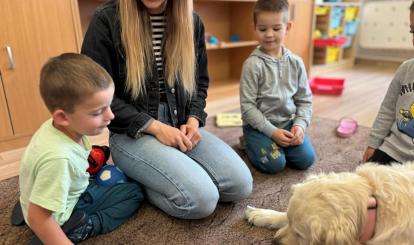 Dogoterapia w Szkole Podstawowej z Oddziałami Przedszkolnymi w Toporzyku