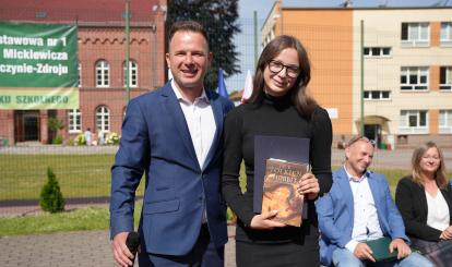 Zakończenie roku szkolnego w Szkole Podstawowej nr 1 im. Adama Mickiewicza w Połczynie-Zdroju